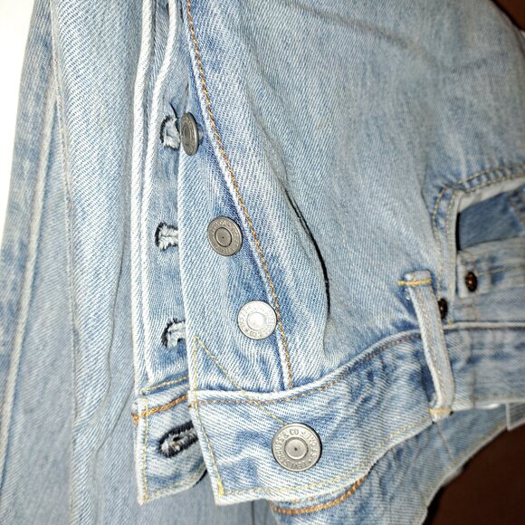 Levis 501 - Picture 3 of 4